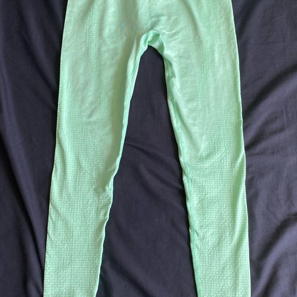 Gymshark set | Size Small - Picture 4 of 5